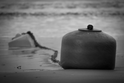 buoy-on-the-beach
